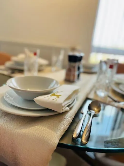 Luxury Home 2Bed City Centre Cardiff 0*,